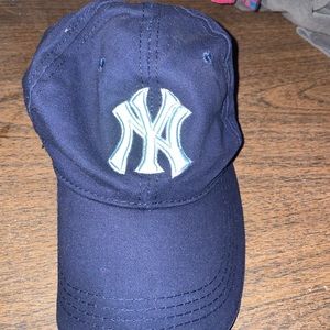 Yankees hat